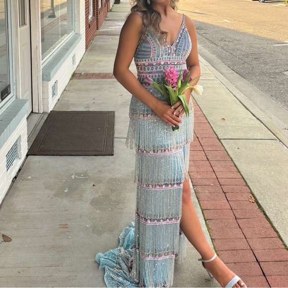 Jovani Prom Dress - Picture 1 of 3